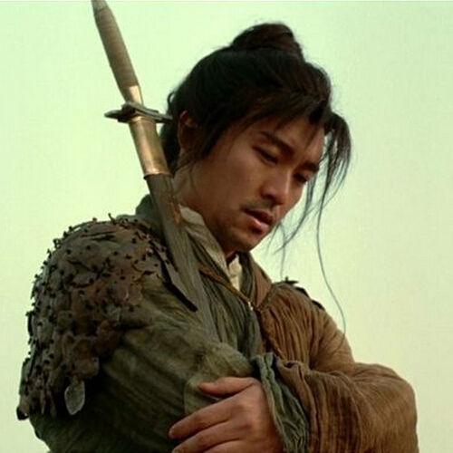 《热烈》重映引发热议宋祖儿被除名背后隐藏了什么？